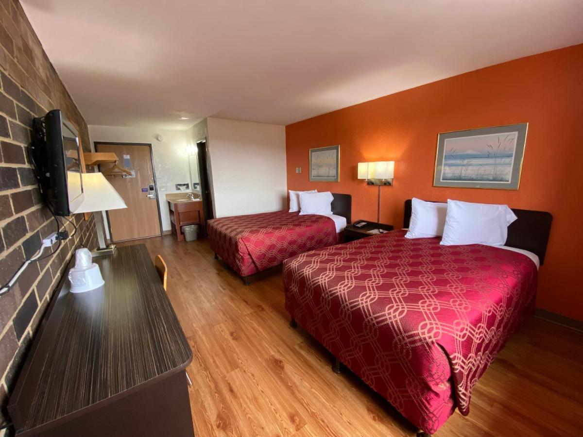 Reliance Inn 워소 외부 사진
